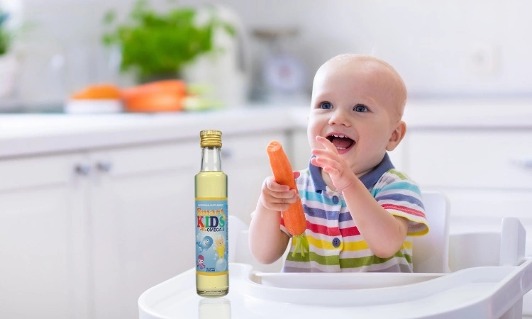 Dầu cá hồi Smart Kid Omega 3 rất thích hợp cho bé ăn dặm